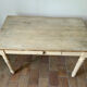 Table en bois ancienne