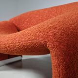 F598 Groovy 'M' chaise in orange/red bouclette by Pierre Paulin for Artifort, 1980