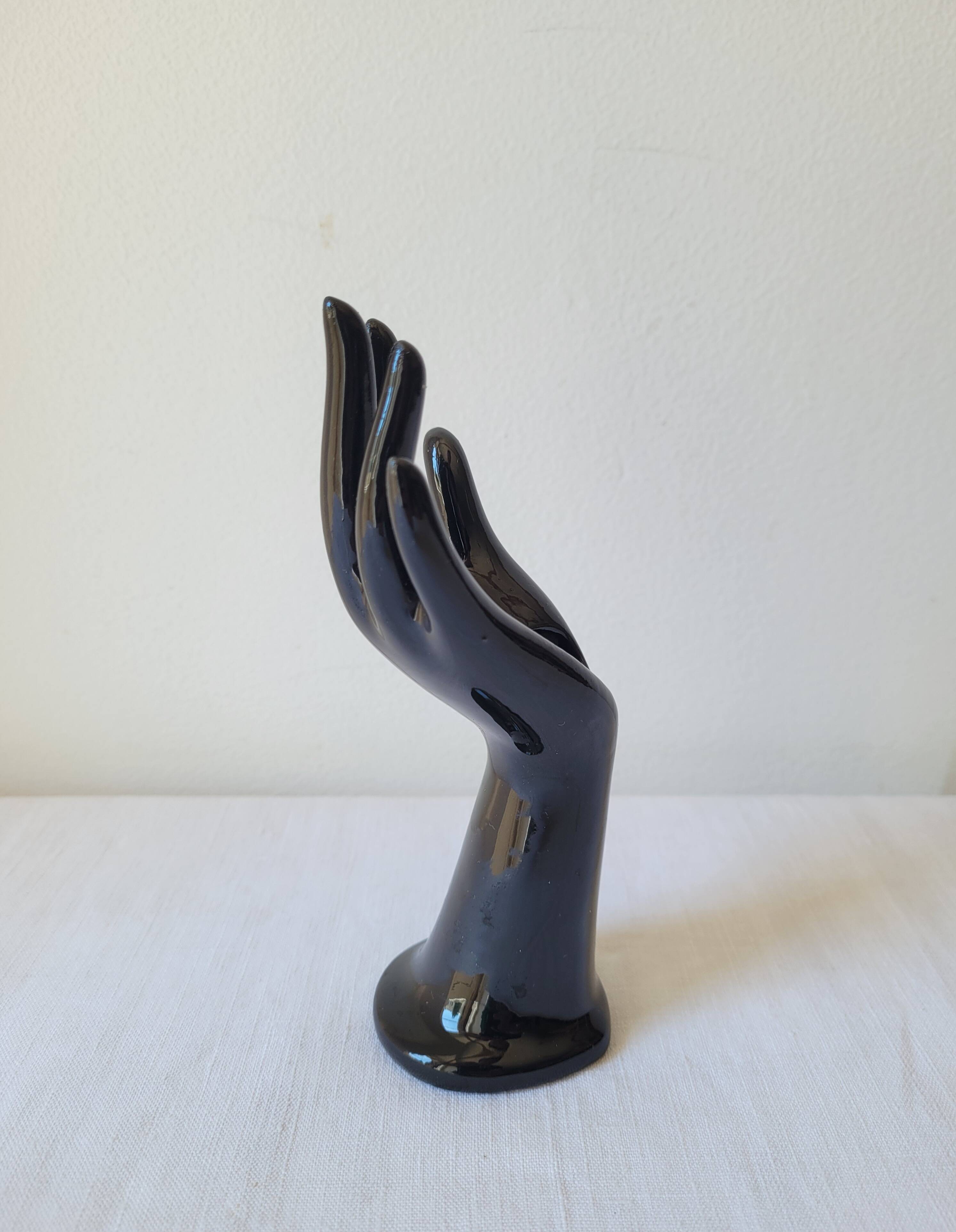 Hand-shaped soliflore vase