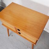 Vintage compass feet sewing worker