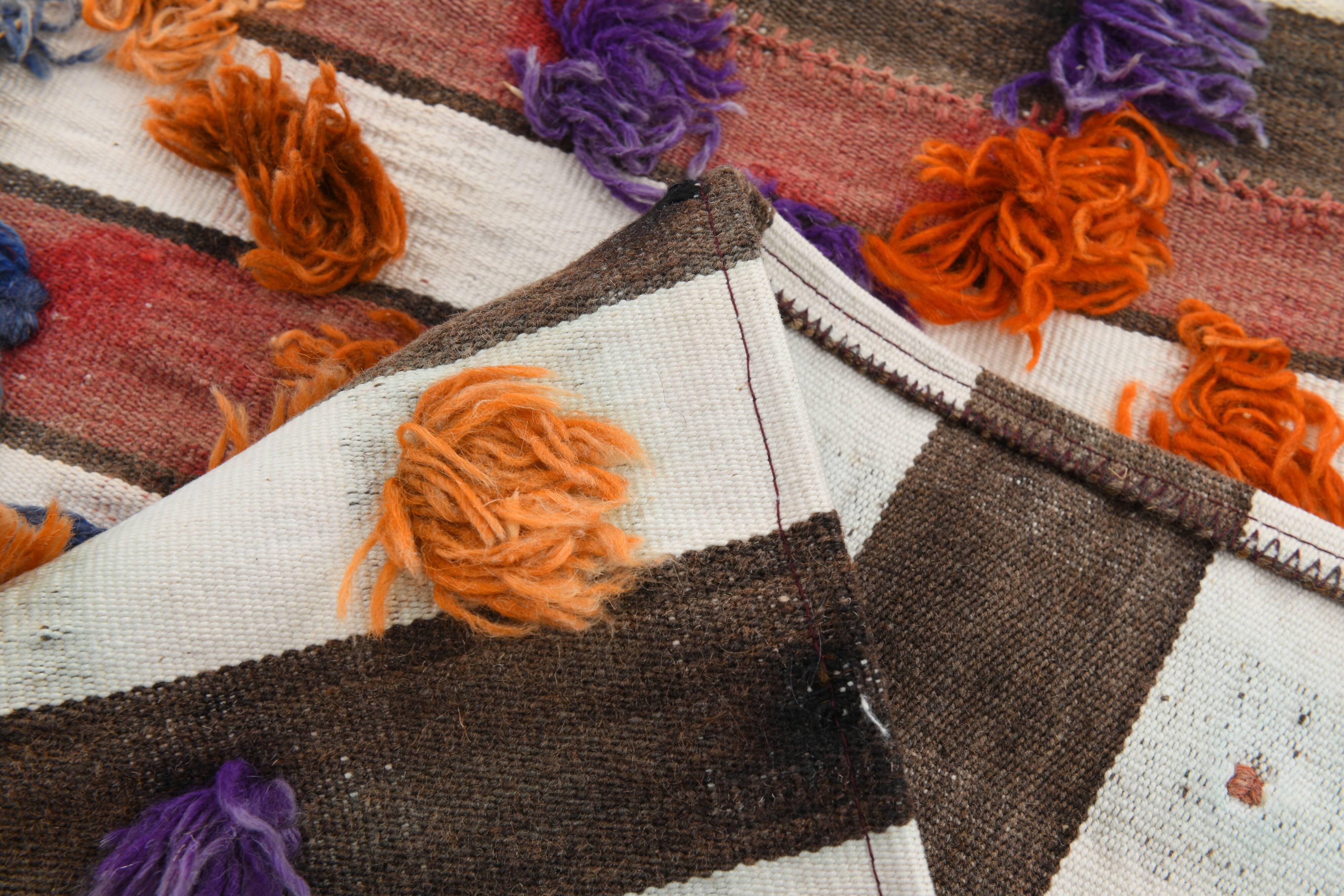 Polka dot wool vintage rug