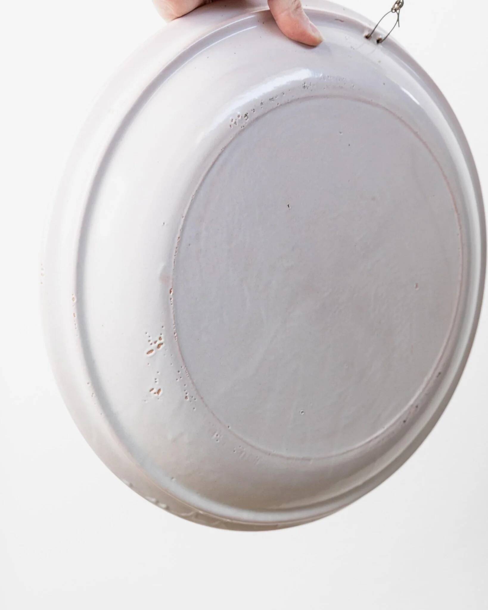 Beige Ceramic XXL Vintage Plate with Hand-Painted 3-Fig Fruit Motif, Sicily 1960s Wall Decor