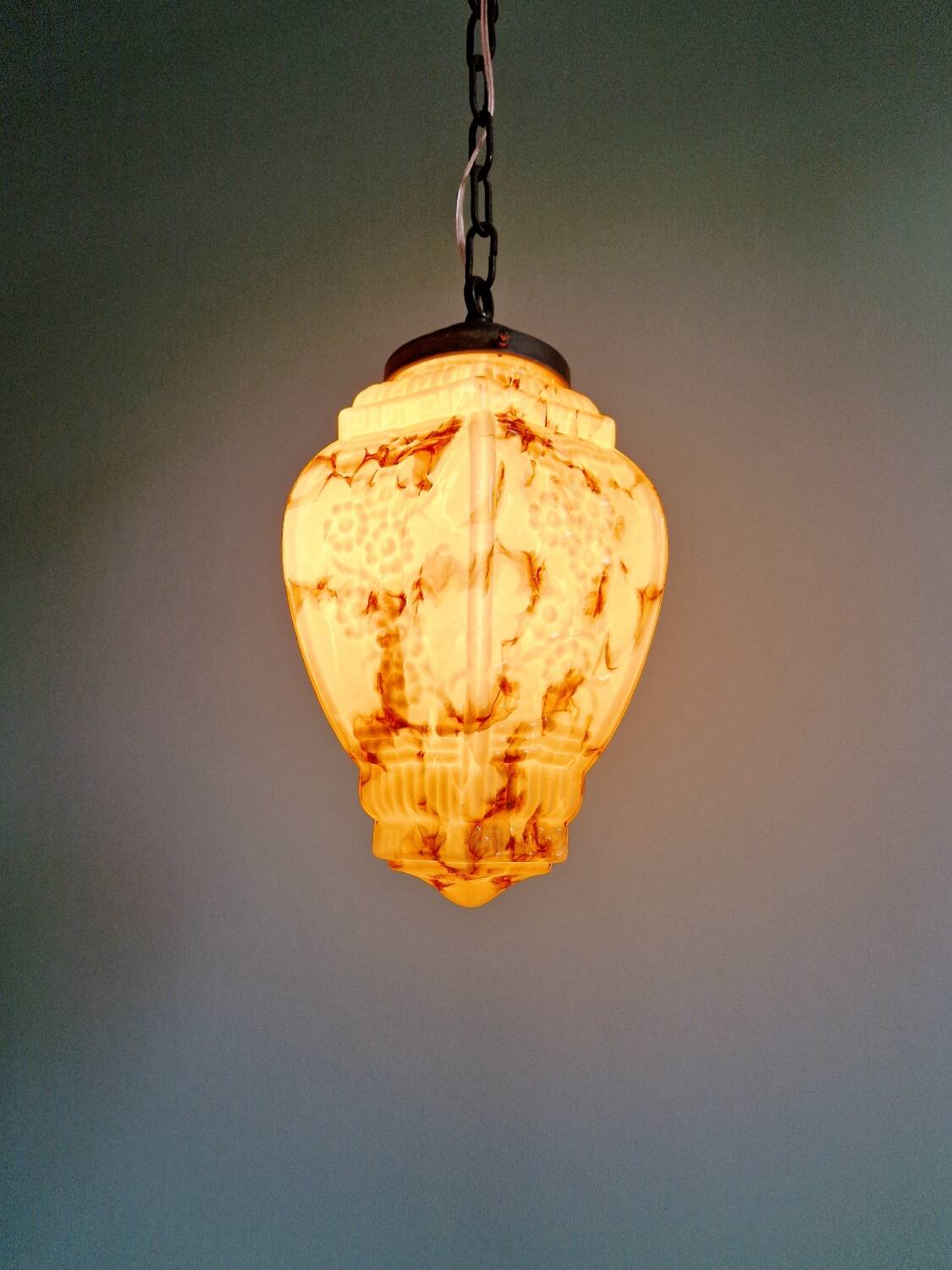 Art Deco marbled opaline pendant light, 1920s-30s