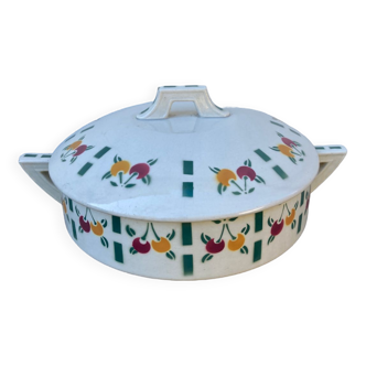 Ceramic tureen Gien white and fruit