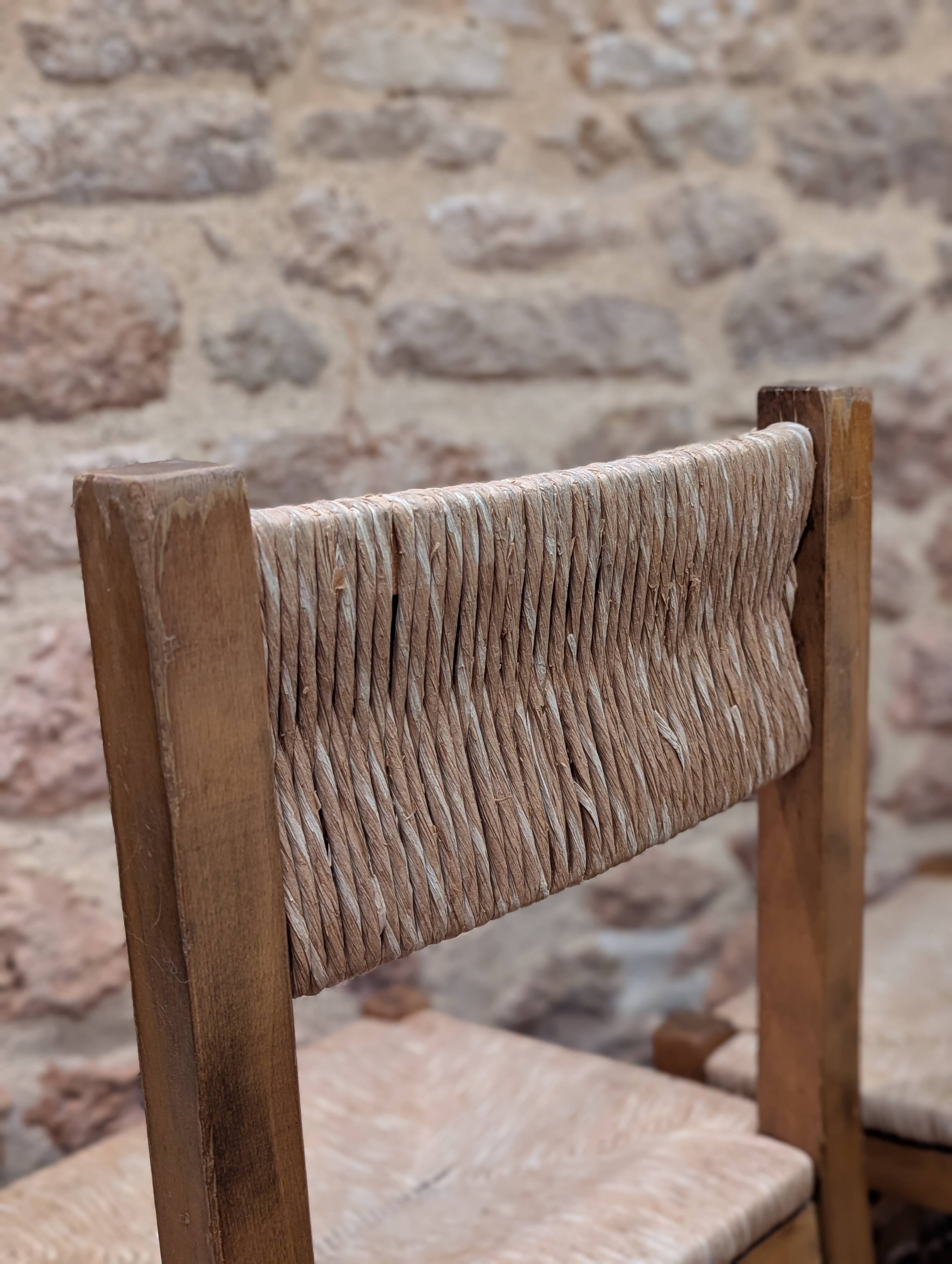 Chaises brutaliste