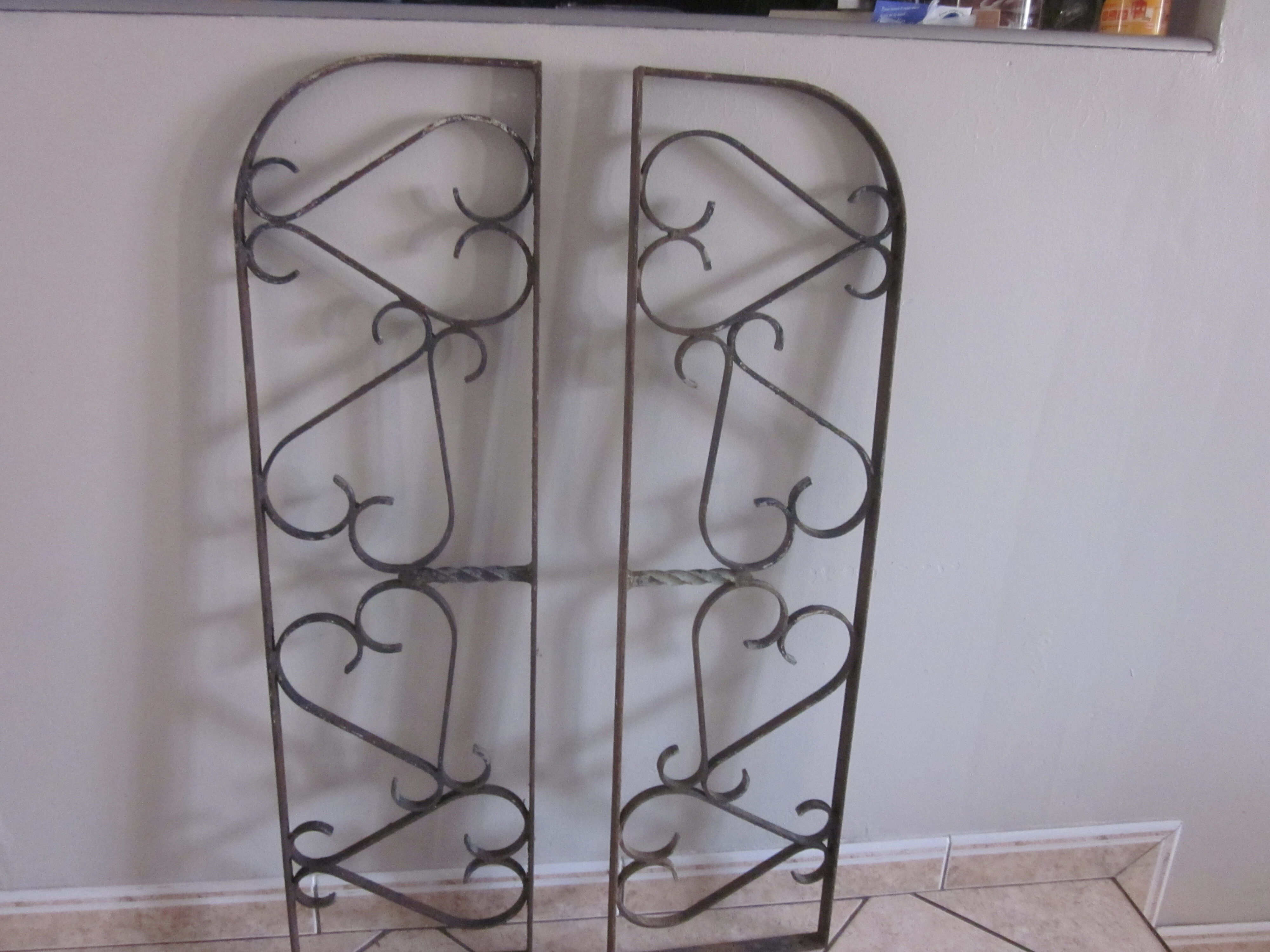 Pair of old grid in forgè iron