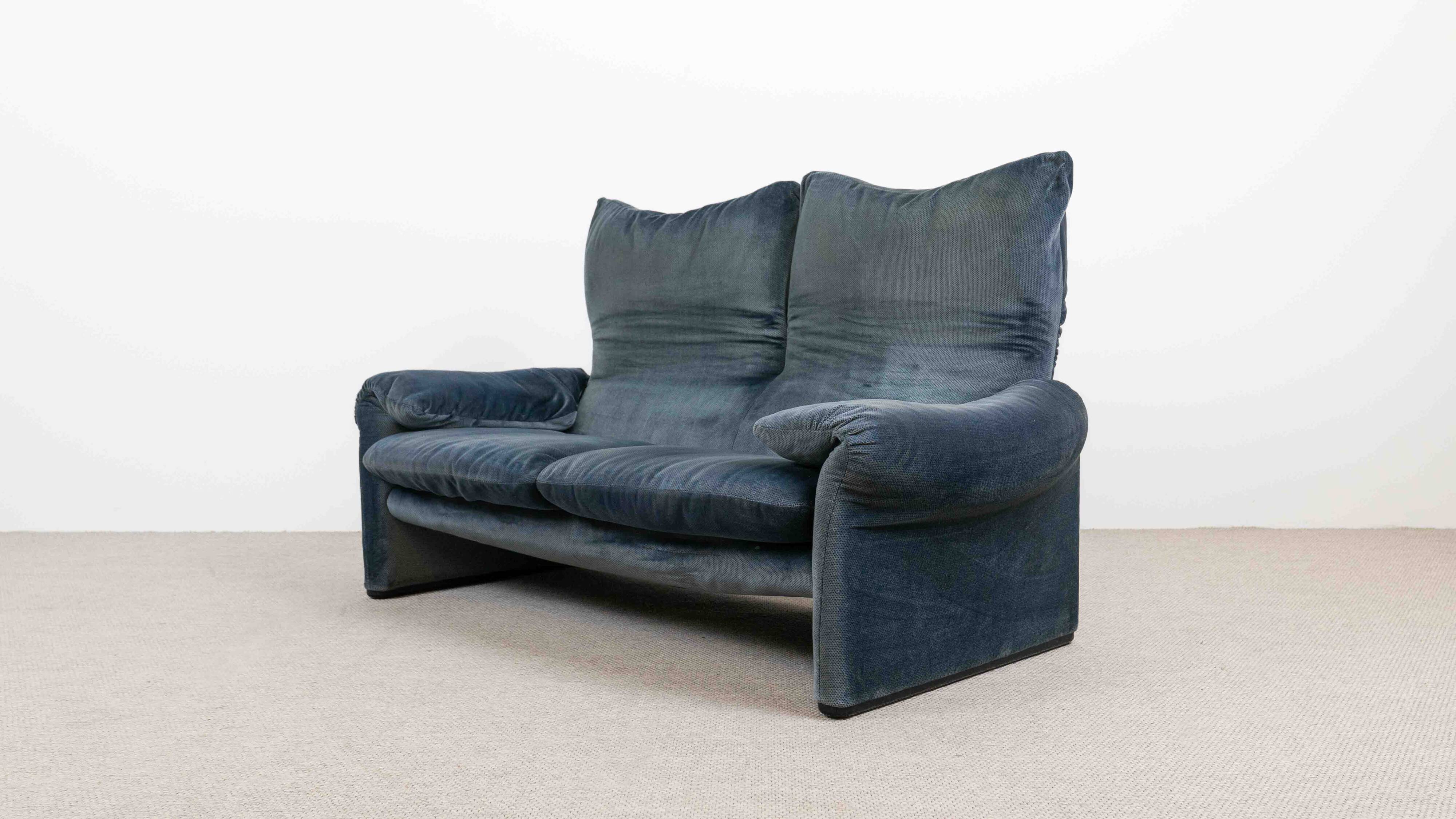 Maralunga Sofa by Vico Magistretti for Cassina, 1980s