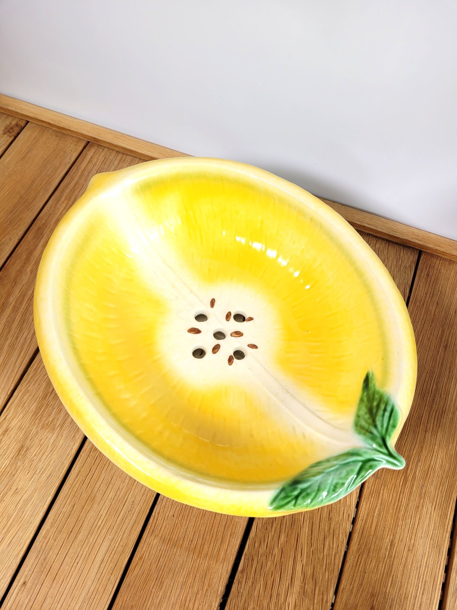 Ceramic fruit rack Italy