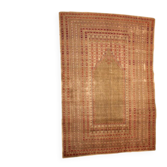 Handmade antique Turkish Ghurdes prayer rug 4.10' x 7.3' (152cm x 222cm) 1870s - 1B427