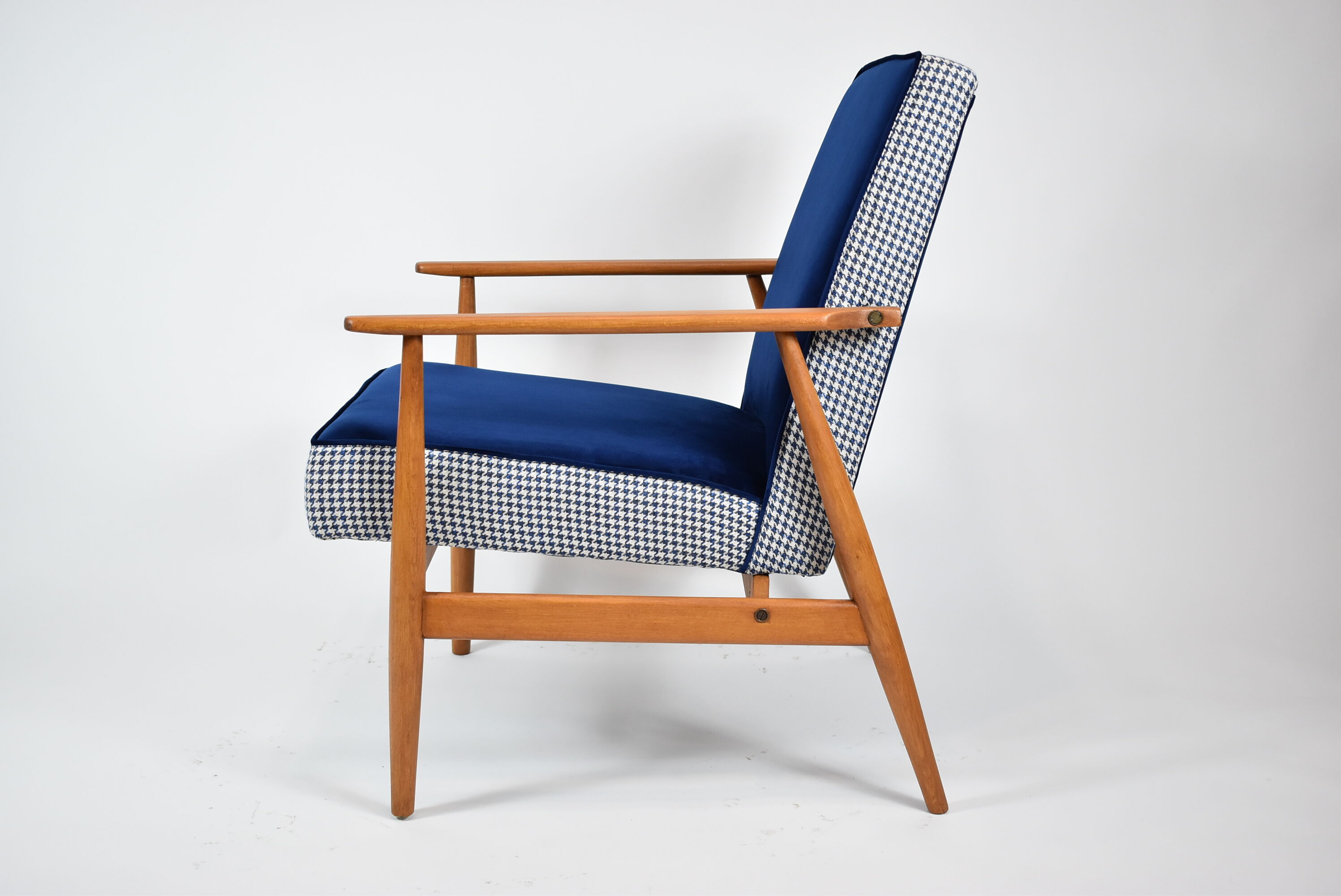 Original renovated vintage armchair 1960s, houndstooth, velvet