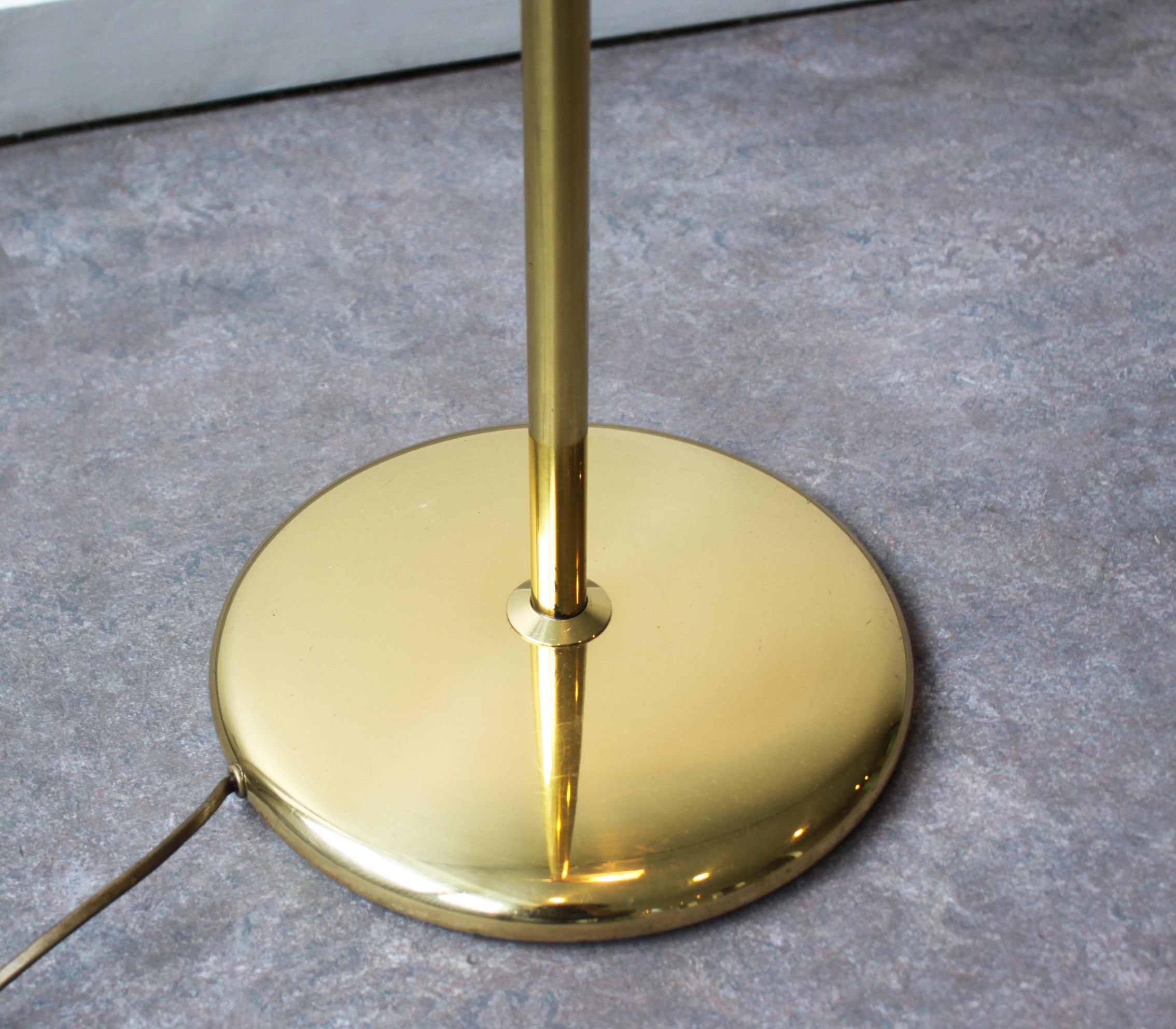 Gilded brass articulated reading light, France, 70's.