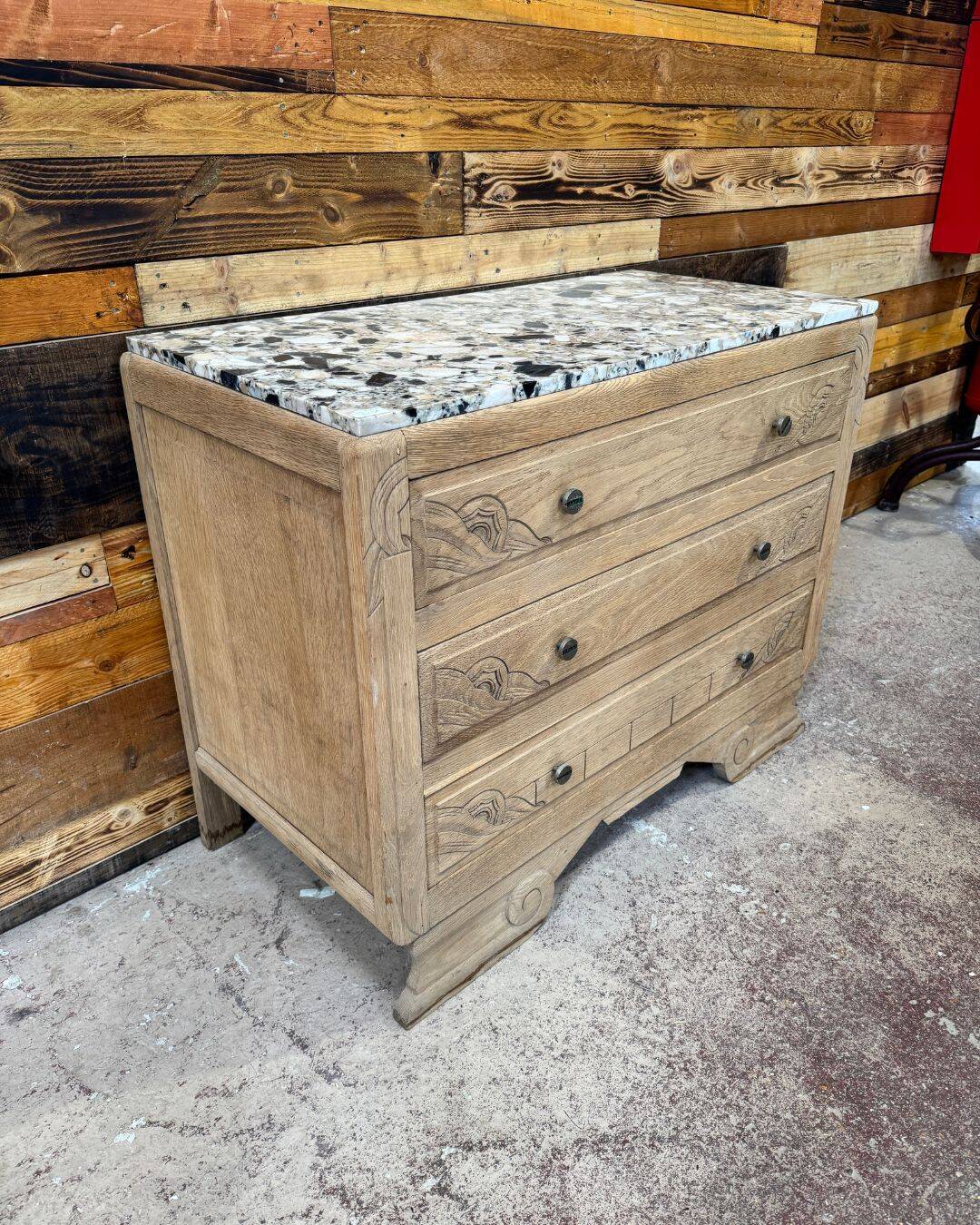 Commode Art Déco en chêne et marbre