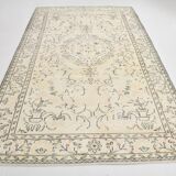 6x10 Large Cream & Black Oriental Vintage Rug, 192x307Cm