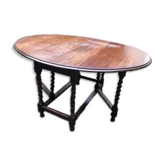 Oval folding English table