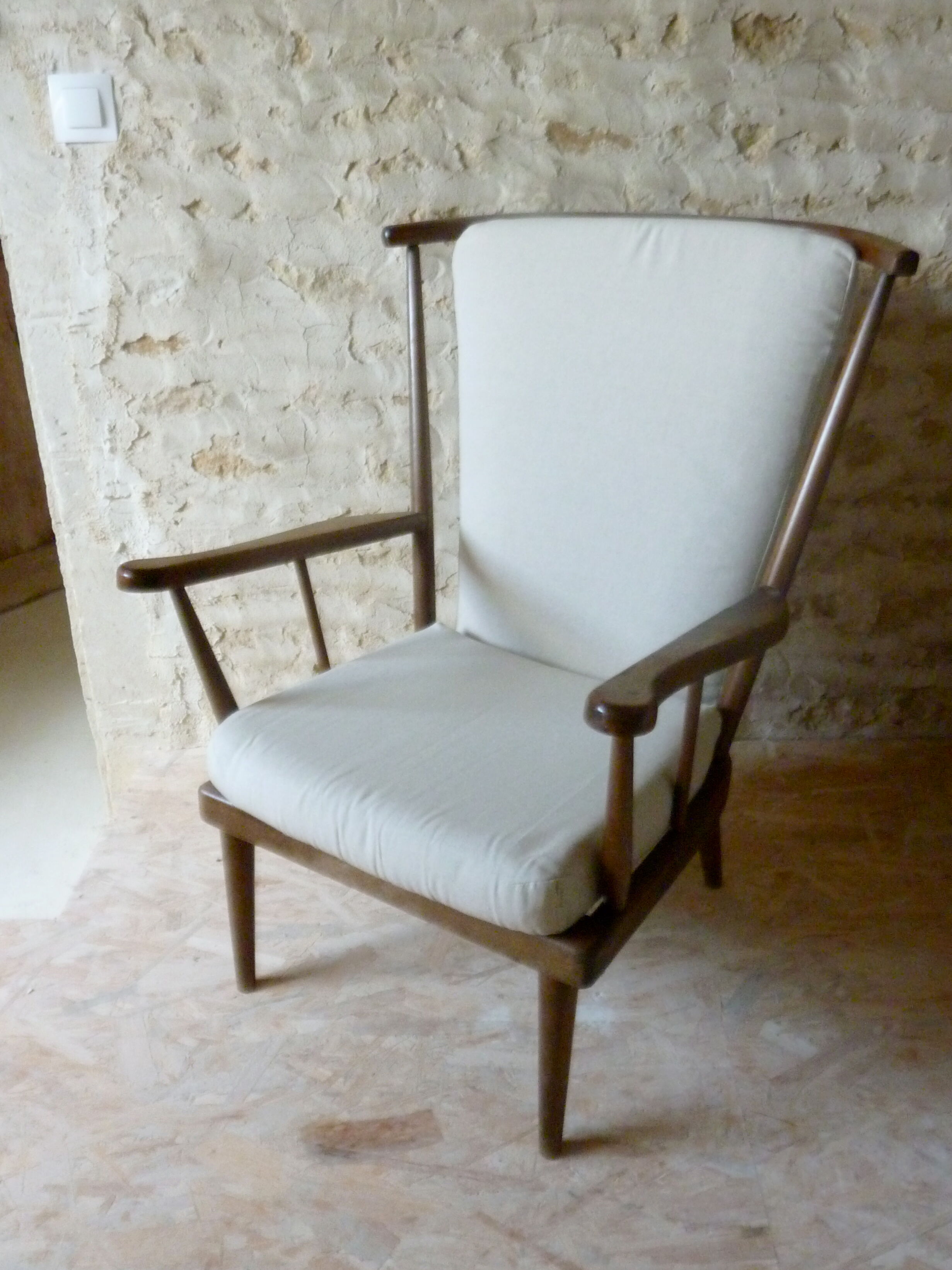 Fauteuil en bois dossier éventail baumann