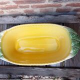 Plat ovale et creux en faïence barbotine