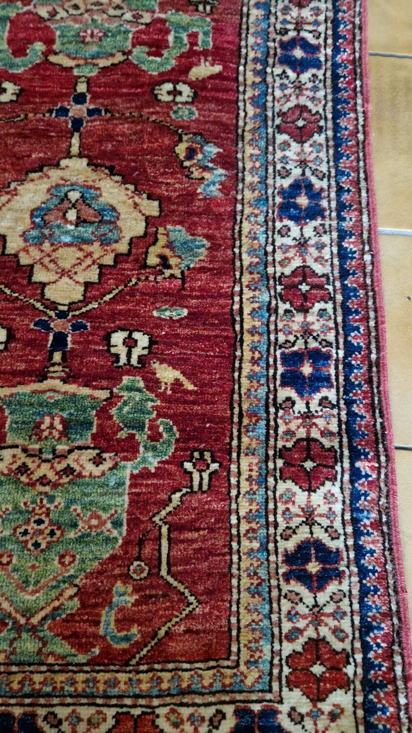 Small oriental rug 116 x 65 cm