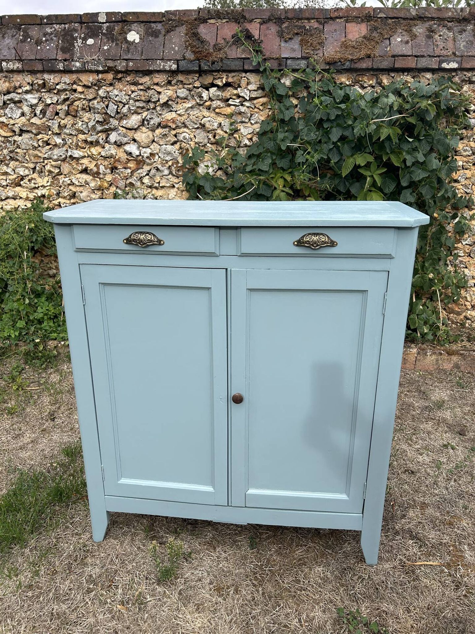 Buffet parisien vintage bleu 