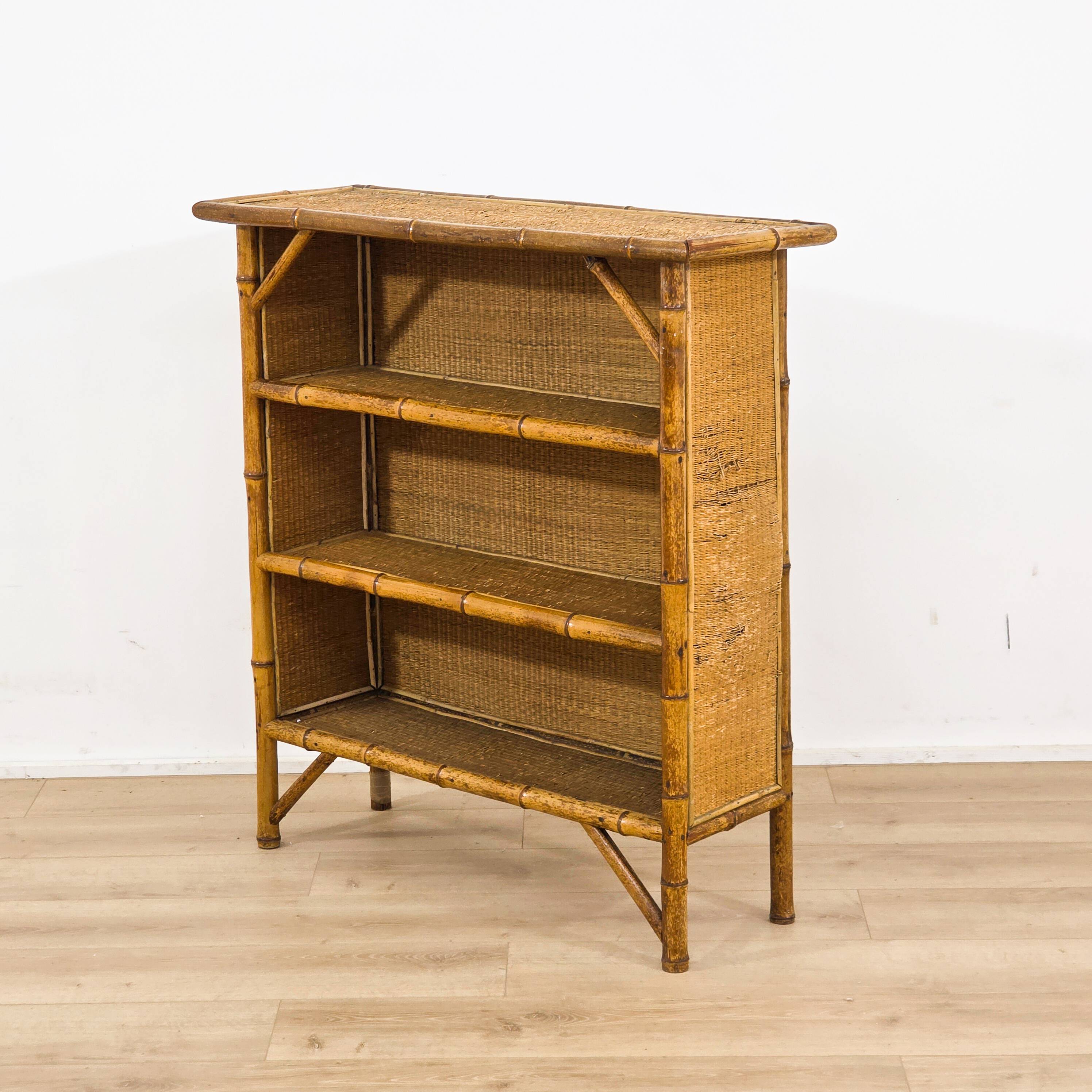 Superb antique bamboo and rattan library – 19th century