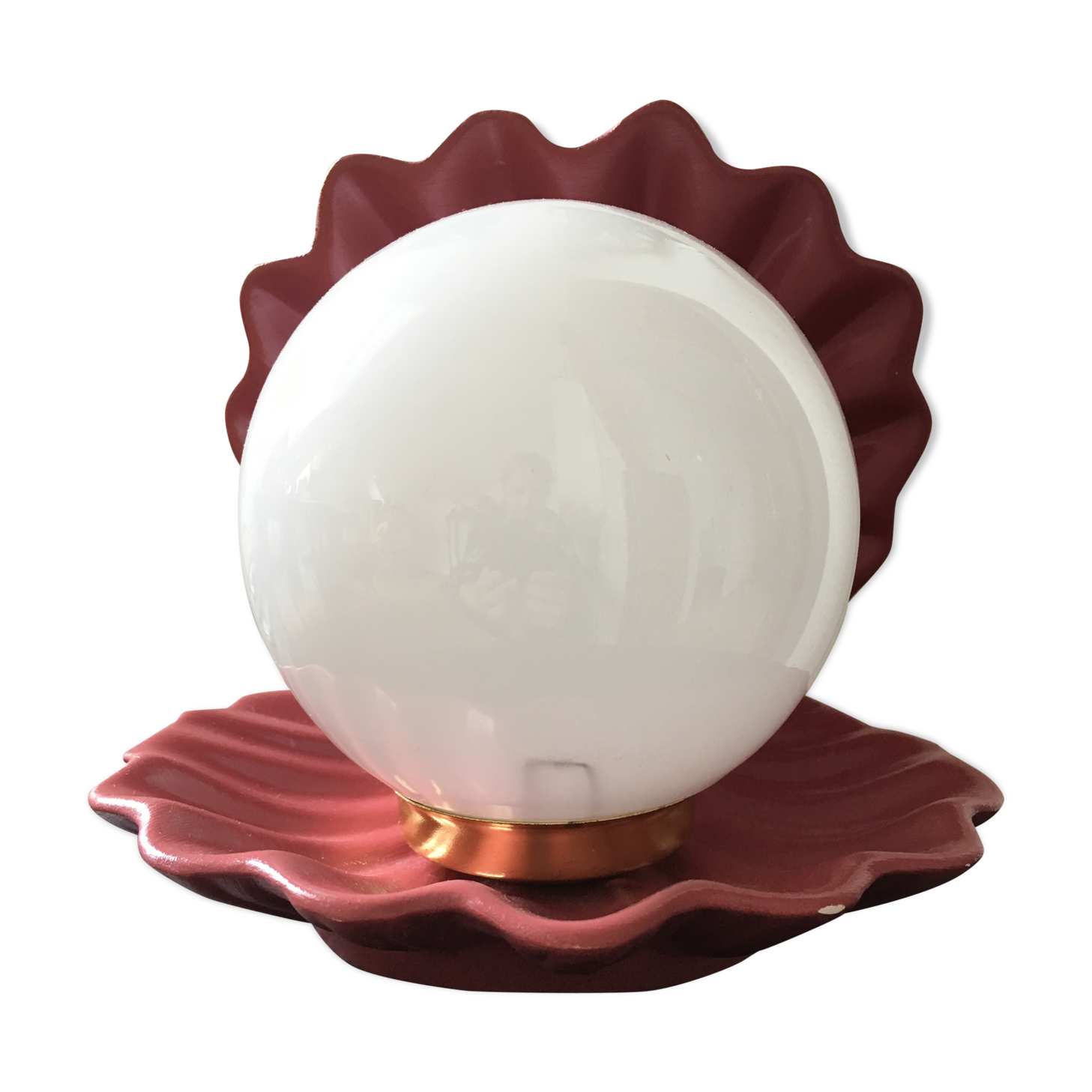 Light pink shell of the 80s