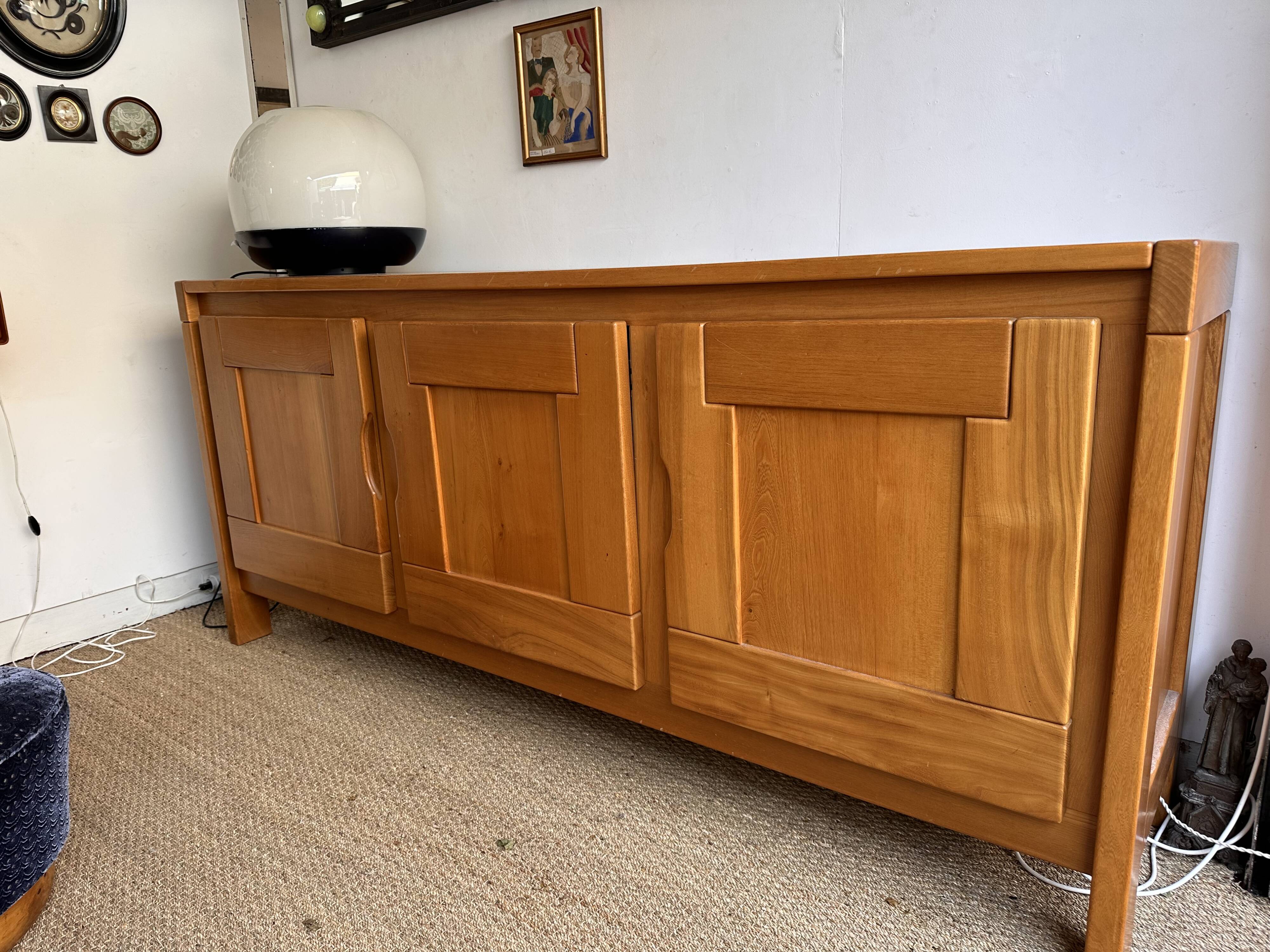 Enfilade in the style of Regain house.