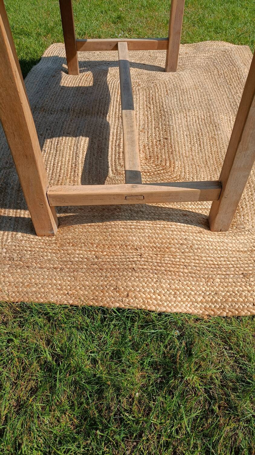 Old solid wood farmhouse table – chic country spirit