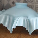 Suspension en opaline