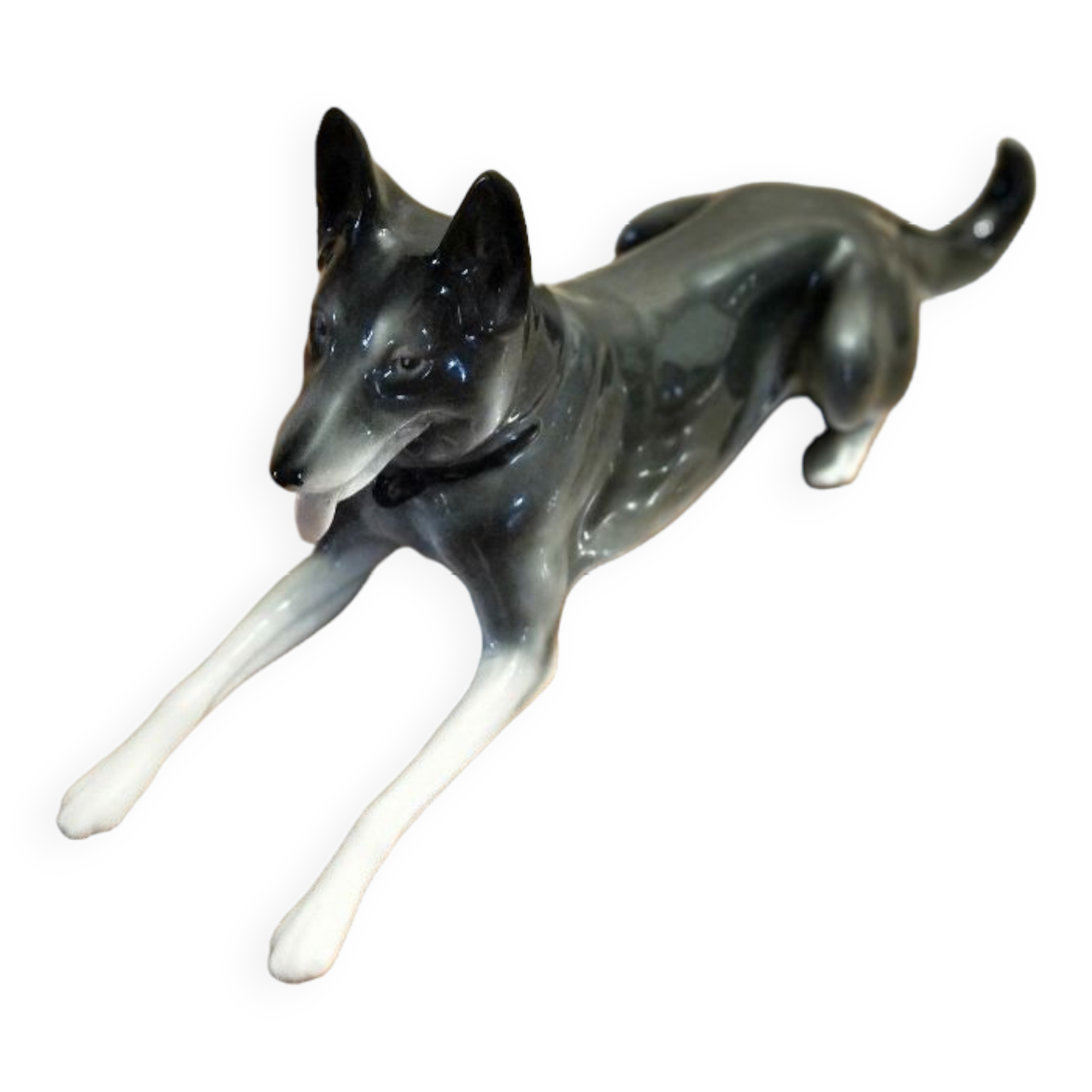 Porcelain dog 1932