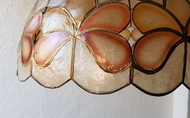 Suspension in mother-of-Pearl 70's