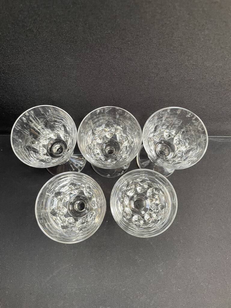 2899 – 5 Saint Louis wine glasses Jersey service In strong cut crystal
