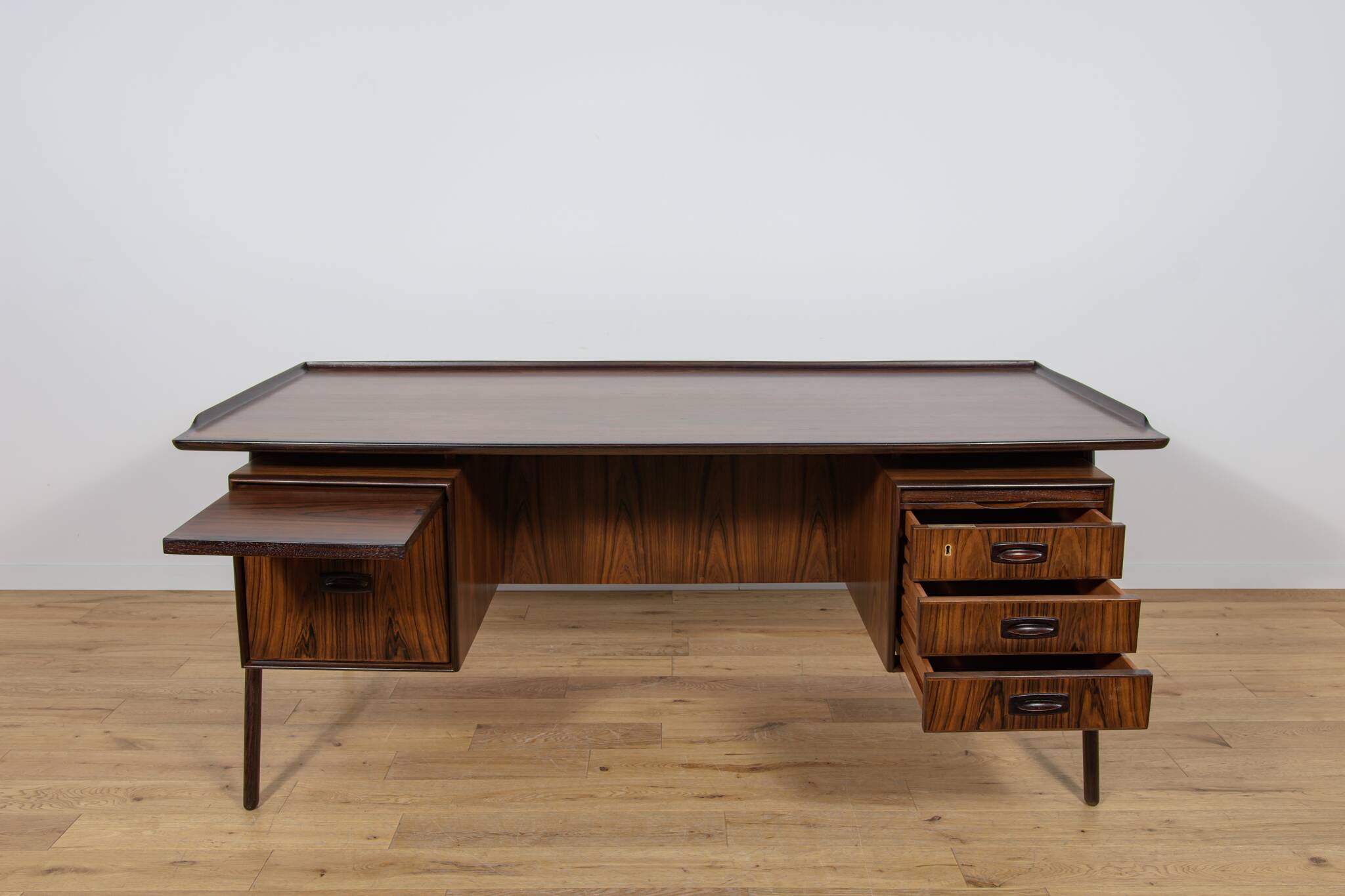 Large Mid-Century Freestanding Rosewood Desk, Denmark, 1960s