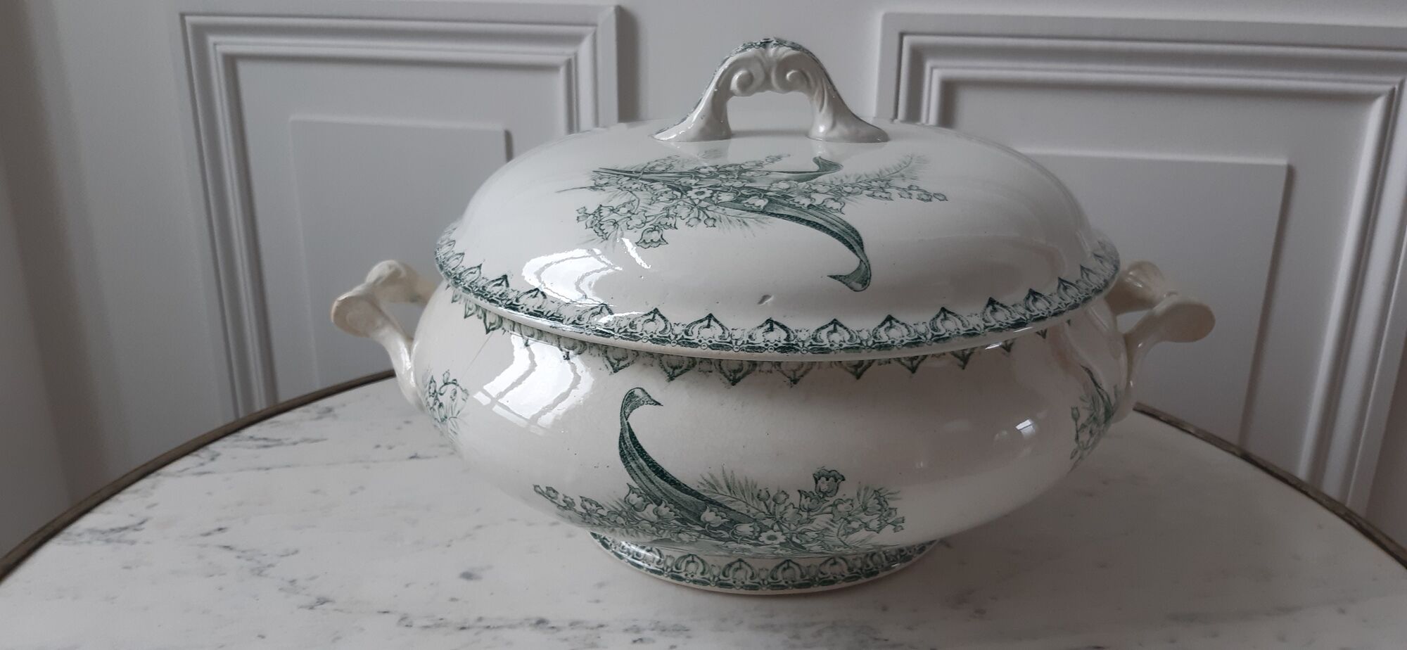 Soup pot Saint-Amand Iron Earth model Lily of the valley XIXth