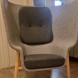 Pod PET Felt Privacy Chair
