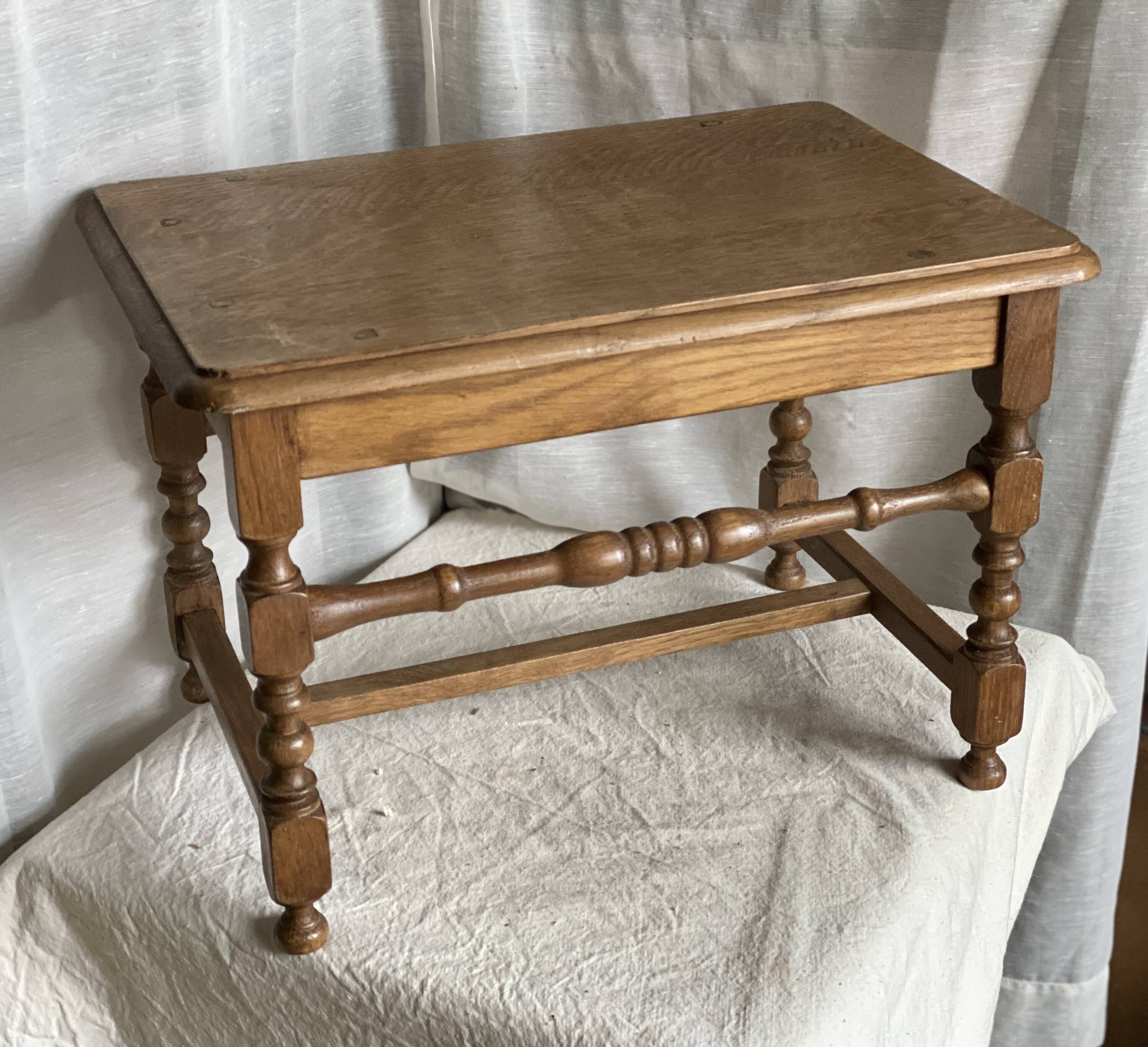 Low stool, thin turned legs with spacer