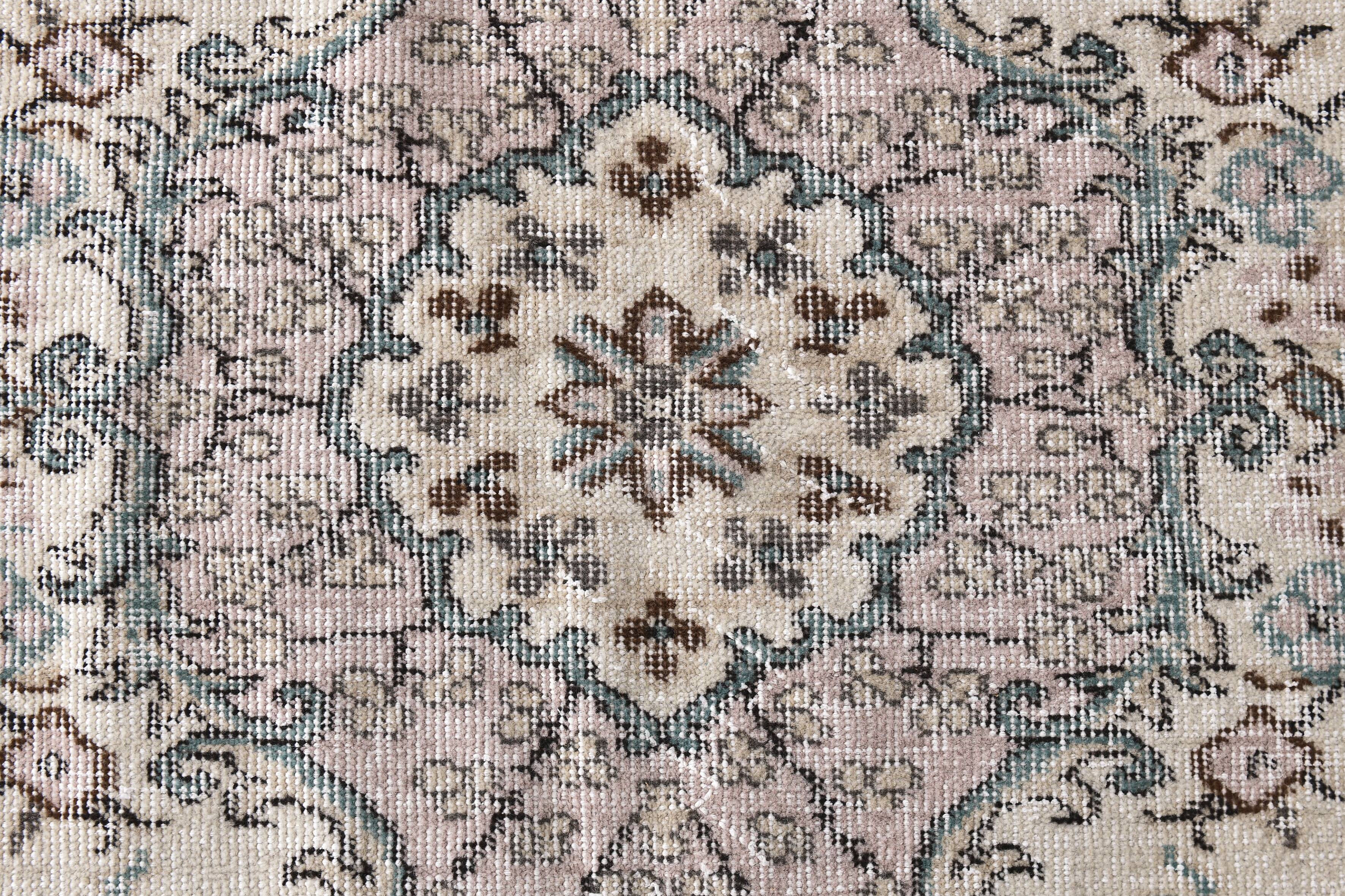 Brown & beige vintage rug 173x253cm