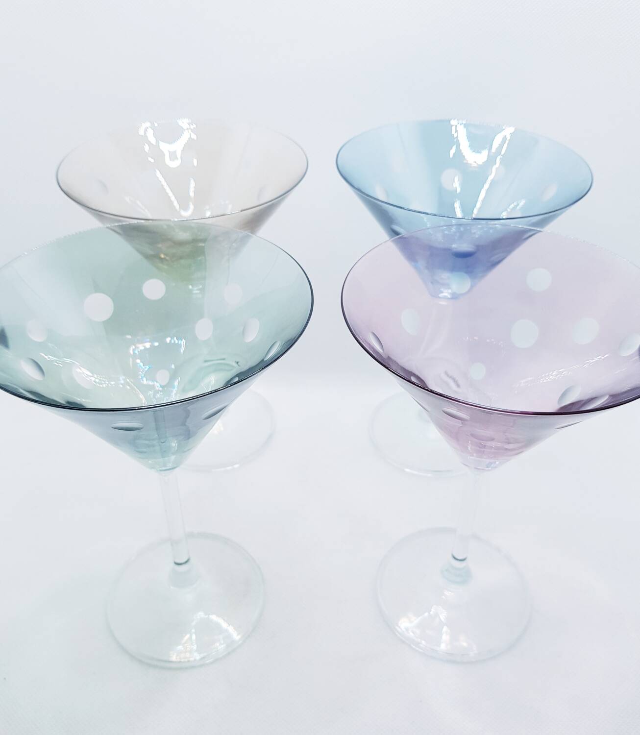 Verres à martini à pois