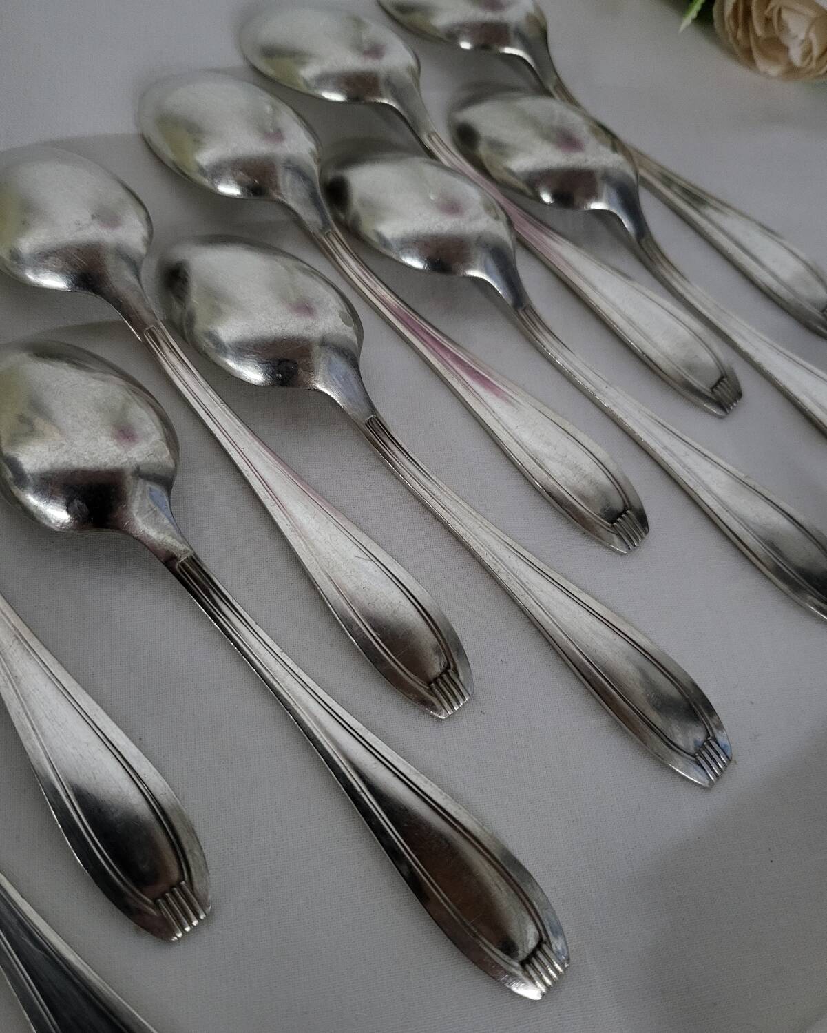 Manufrance 12 small silver-plated metal spoons / white