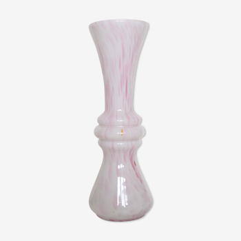 Vase en opaline rose, vintage