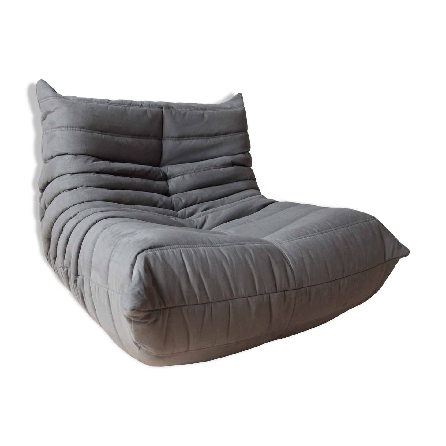 Chauffeuse Togo modèle dessiné par Michel Ducaroy 1973