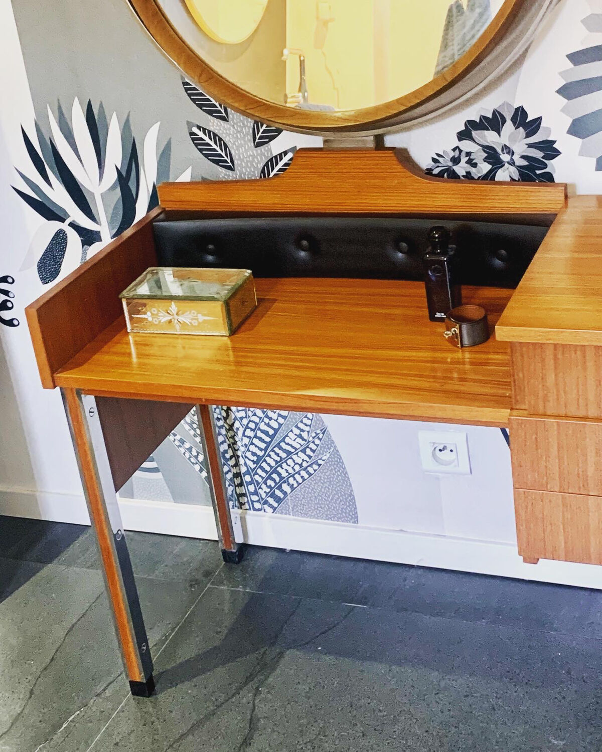 Coiffeuse scandinave