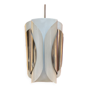 suspension en métal