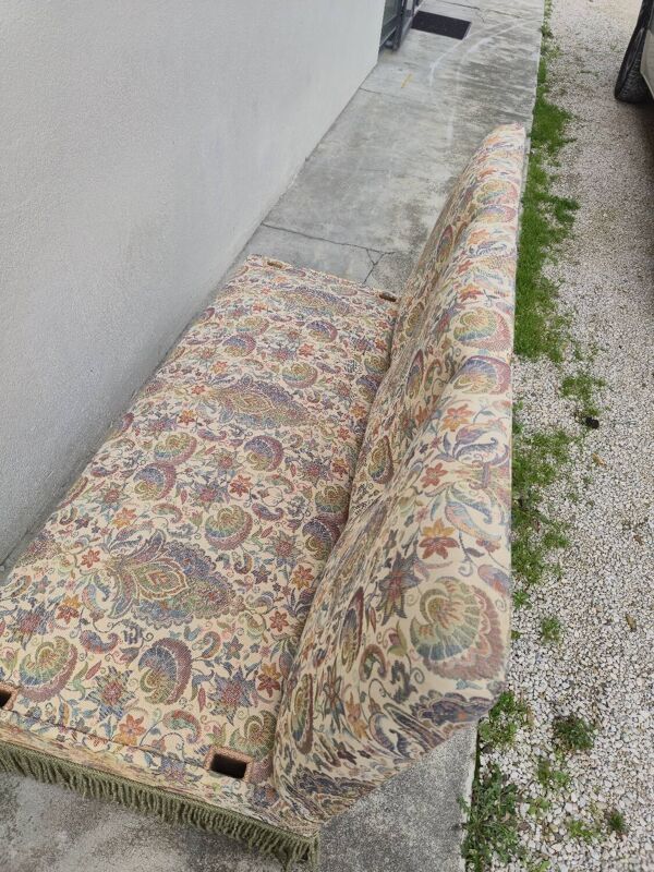 Canapé banquette aux décors florales style Louis Philippe d'époque nap