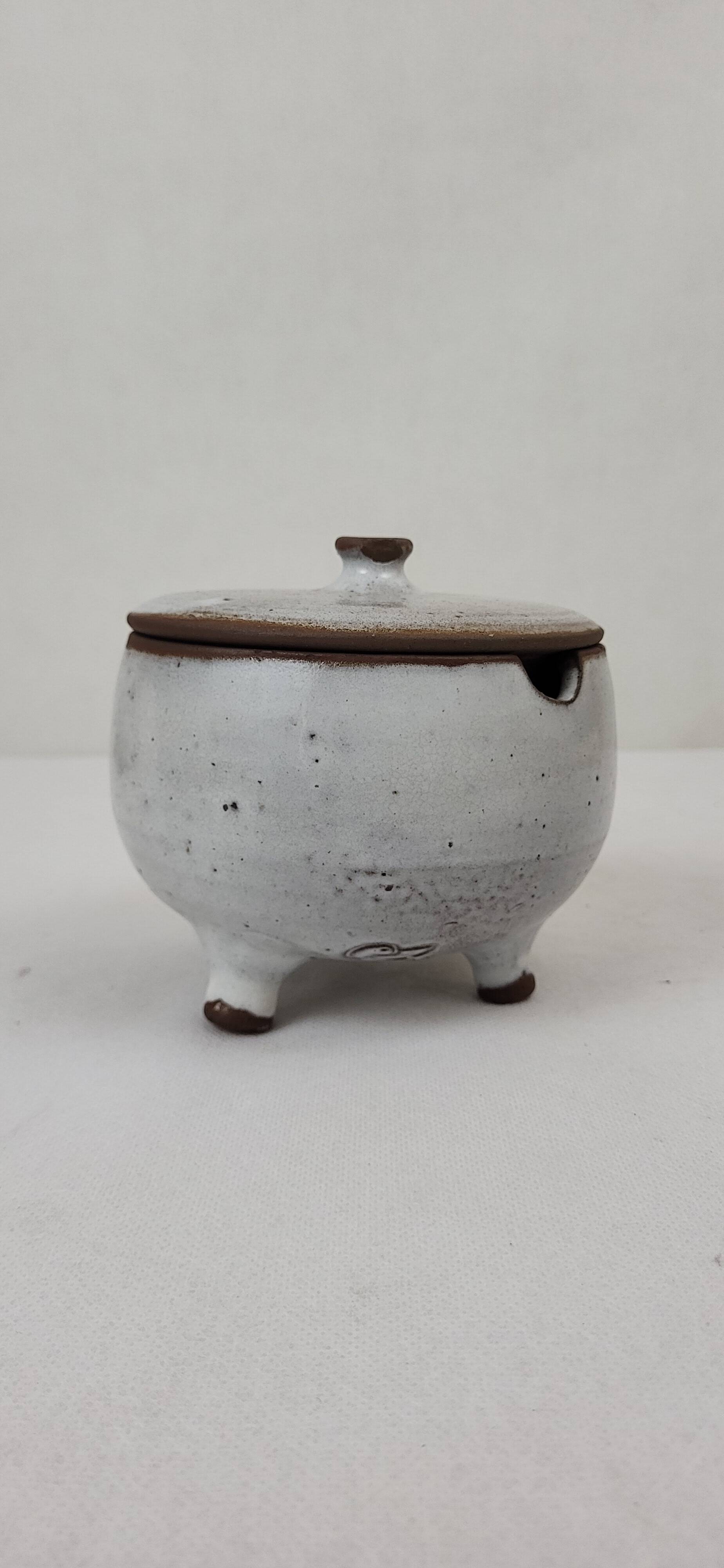 Ratilly / Pierlot stoneware honey pot