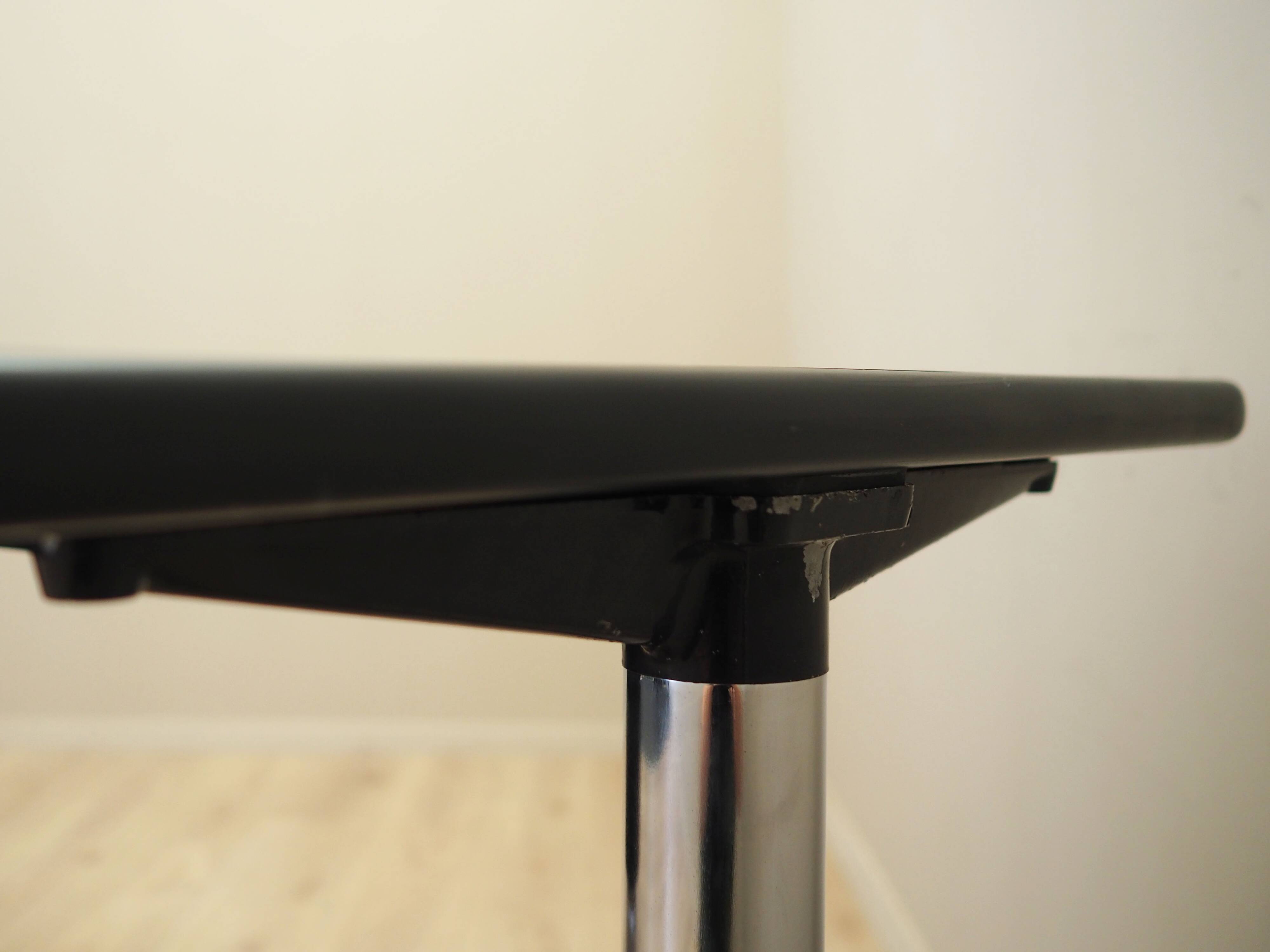 Bureau, design italien, années 1970, designer : Giancarlo Piretti, fabricant : Ano