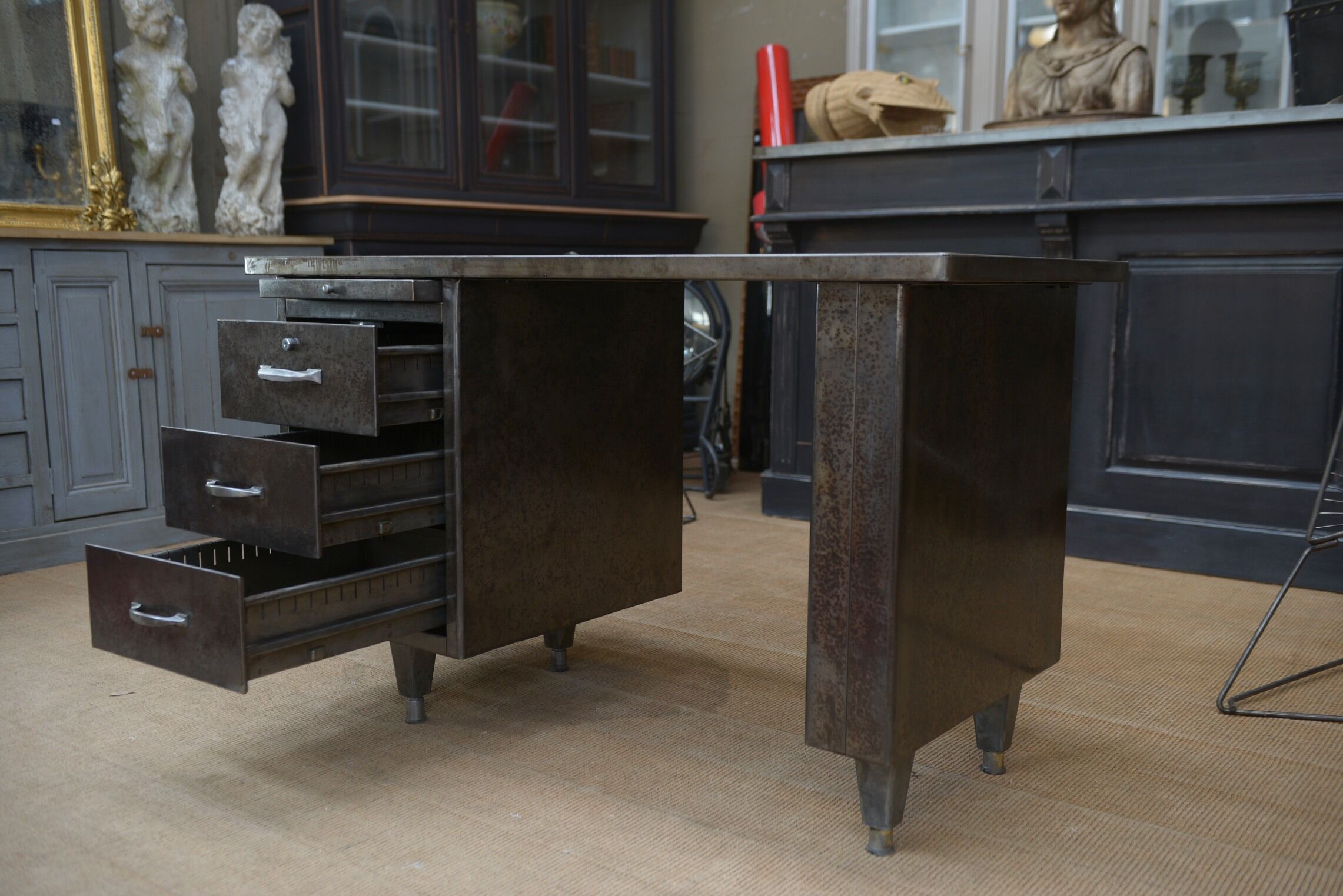Bureau en métal industriel 1950