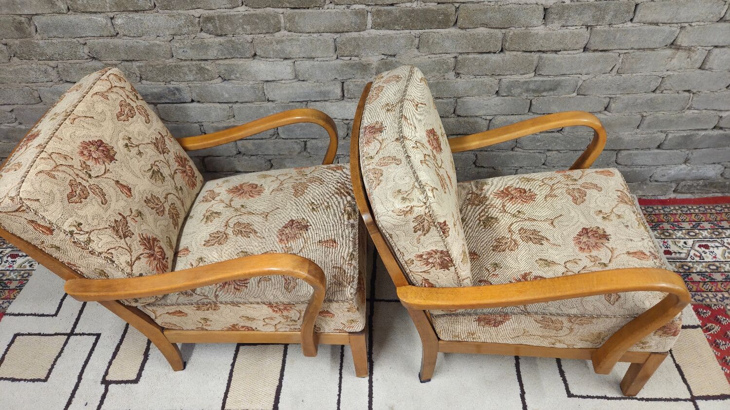 Pair of vintage Scandinavian armchairs from the 60s-70s.