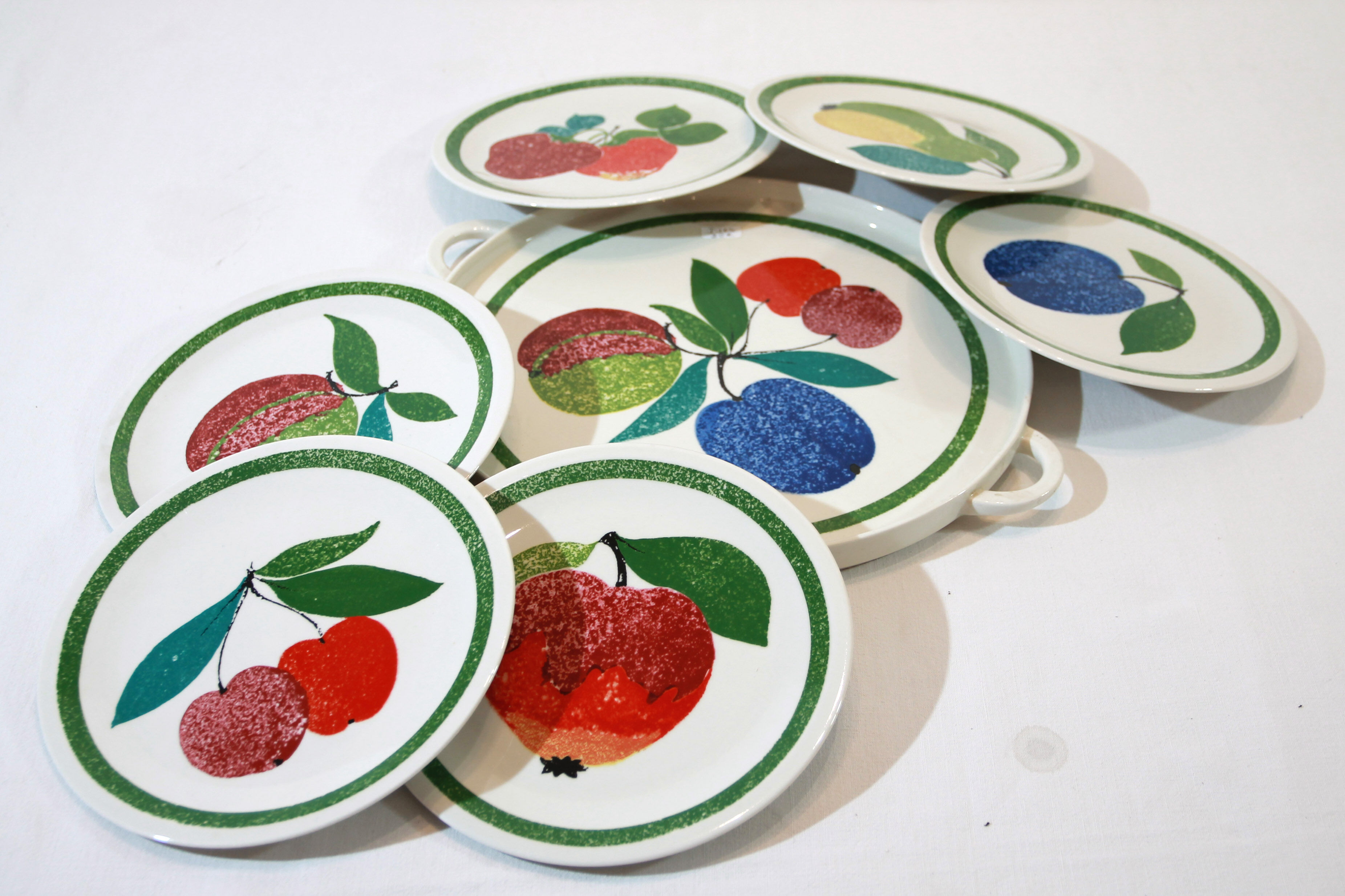 Villeroy and Boch dessert service