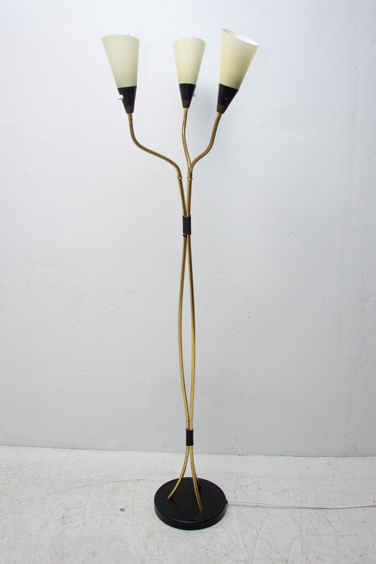 Mid century adjustable gooseneck floor lamp, Brussels period, 1960´s
