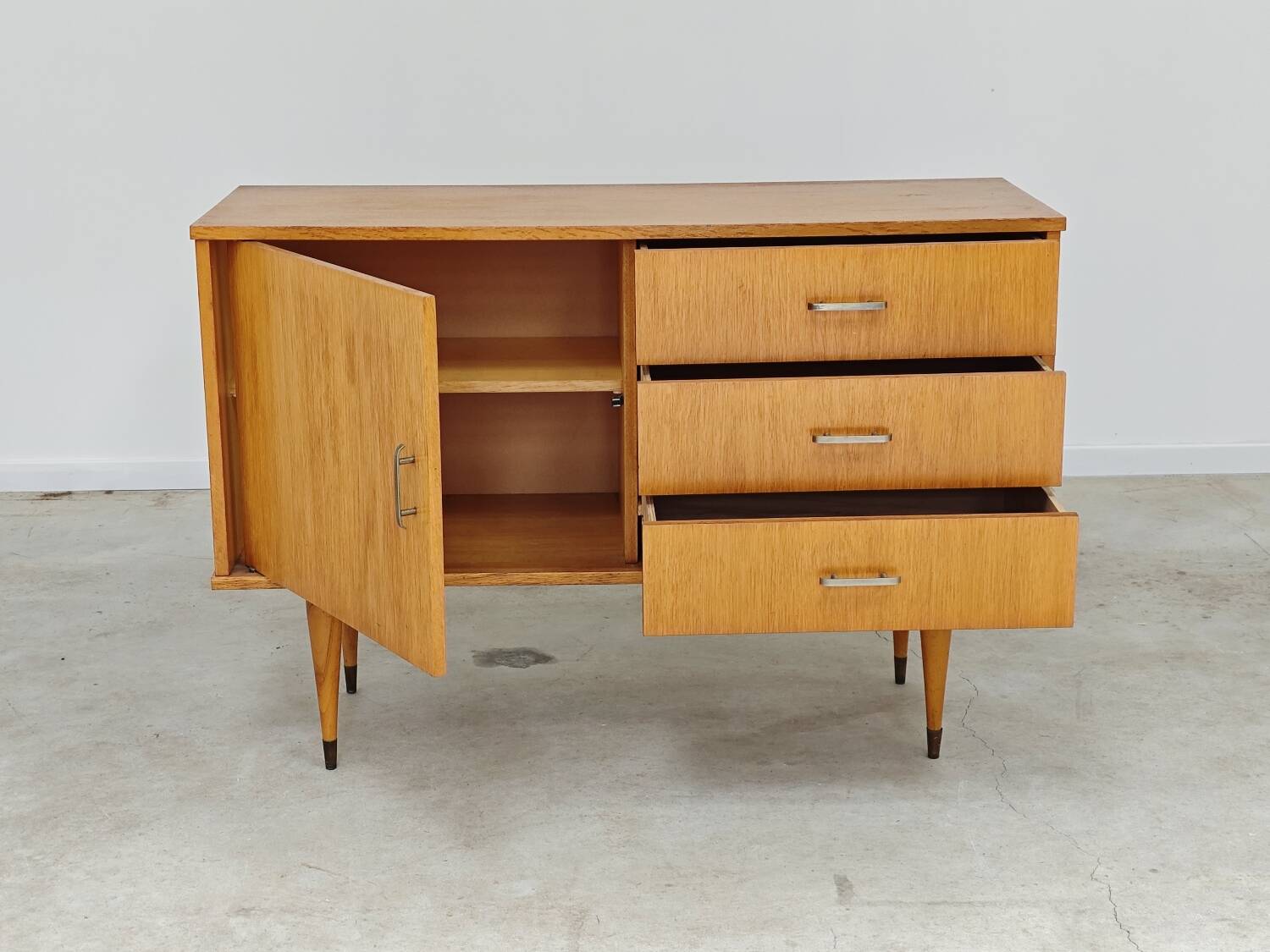 Petit Buffet / Commode style scandinave vintage en bois France 1970