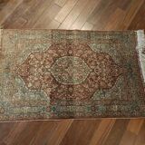 Hereke carpet